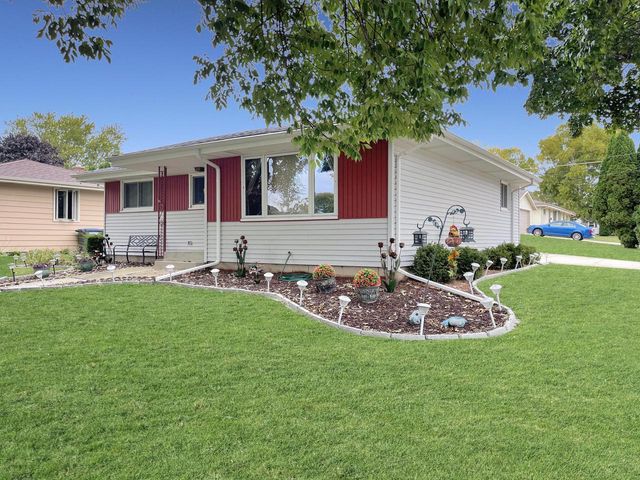 1821 S 26th STREET, Sheboygan, WI 53081