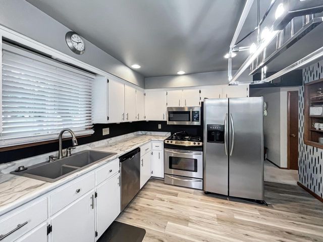 1821 S 26th STREET, Sheboygan, WI 53081