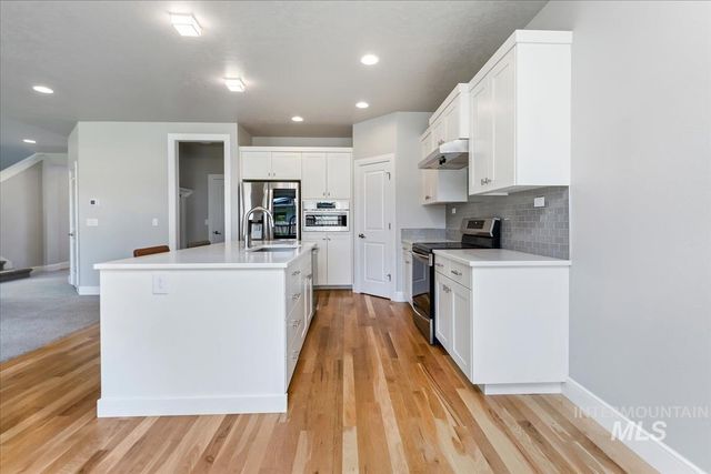 3332 W Ladle Rapids Ct., Meridian, ID 83646