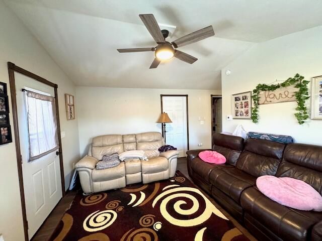 9815 E 750 S, Monterey, IN 46960