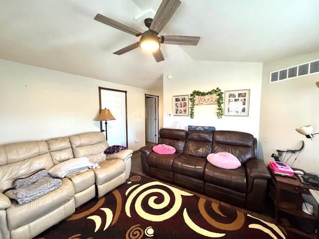 9815 E 750 S, Monterey, IN 46960