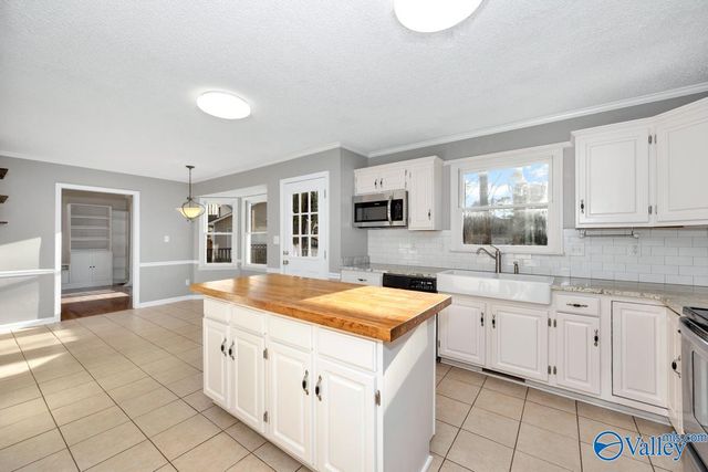 1843 Shellbrook Drive, Huntsville, AL 35806