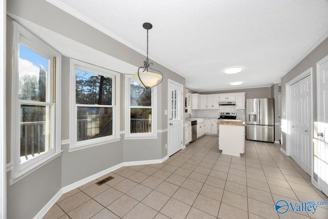 1843 Shellbrook Drive, Huntsville, AL 35806