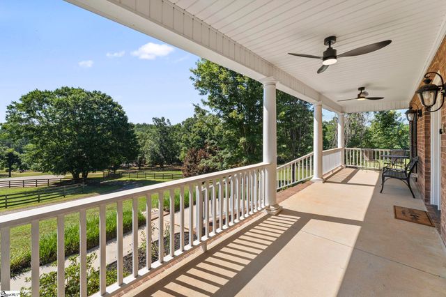956 Laurelwood Way, Landrum, SC 29356