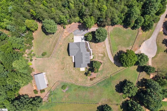 956 Laurelwood Way, Landrum, SC 29356