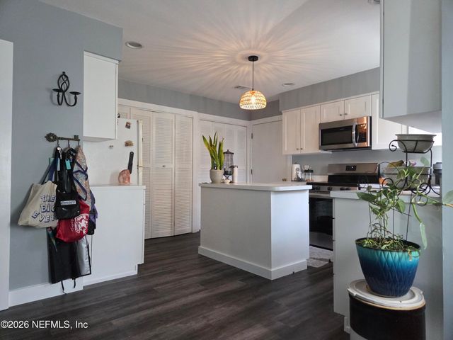 30 WALKERS RIDGE Court, Ponte Vedra Beach, FL 32082