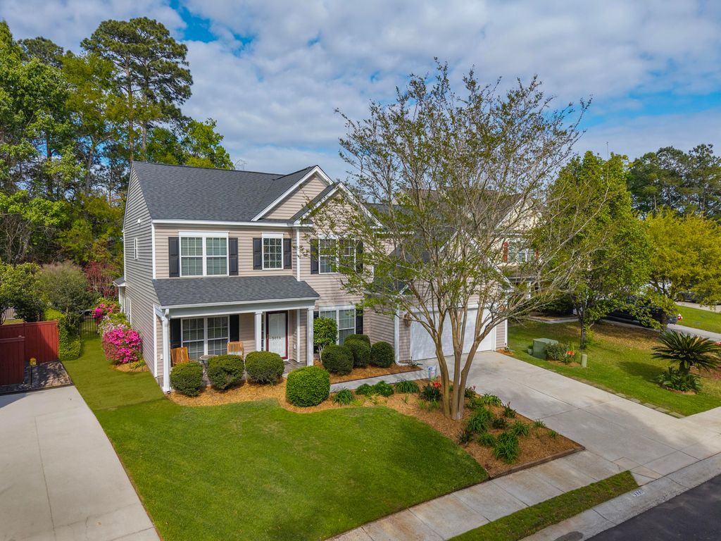 Image 1 of property listing at 5066 Timicuan Way, Summerville, SC 29485