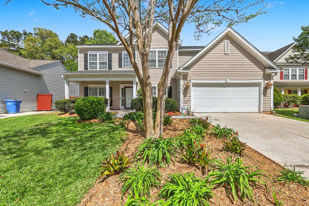 Image 2 of property listing at 5066 Timicuan Way, Summerville, SC 29485