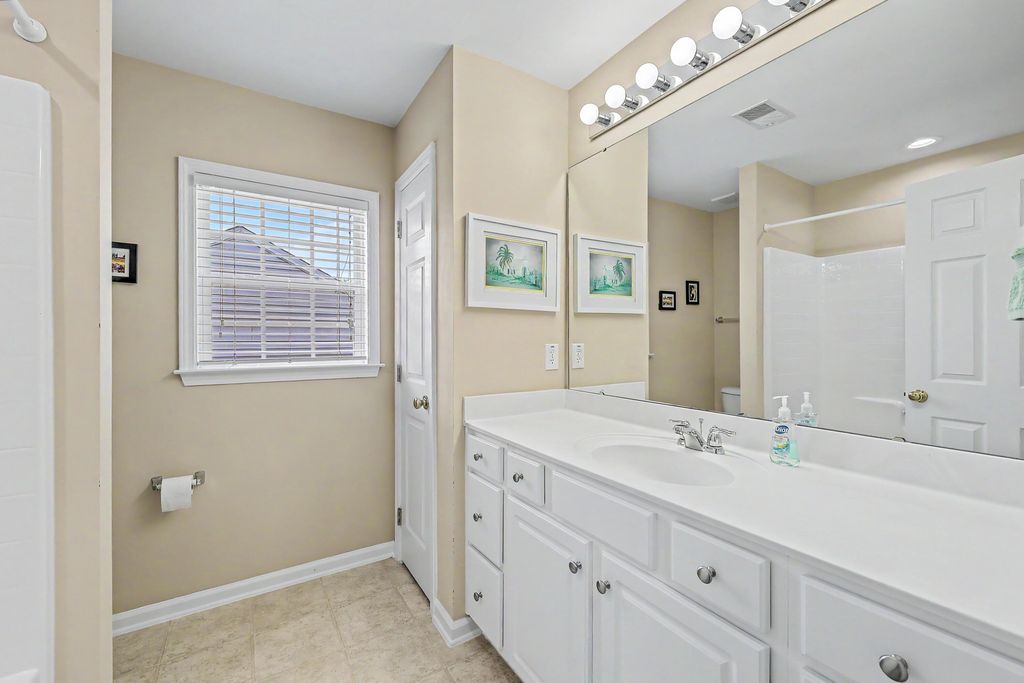 Image 39 of property listing at 5066 Timicuan Way, Summerville, SC 29485