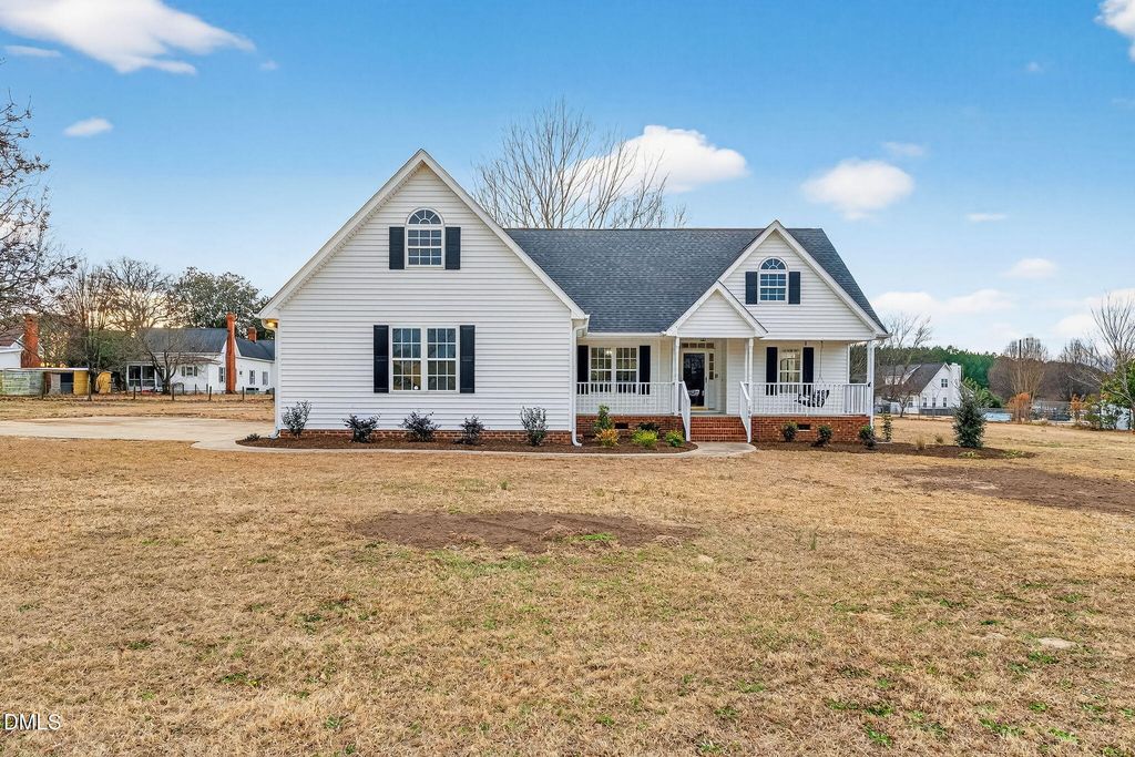 108 Blueberry Lane, Willow Springs, NC 27592