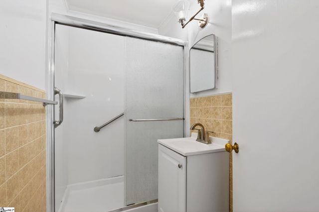 709 Gulliver Street, Fountain Inn, SC 29644