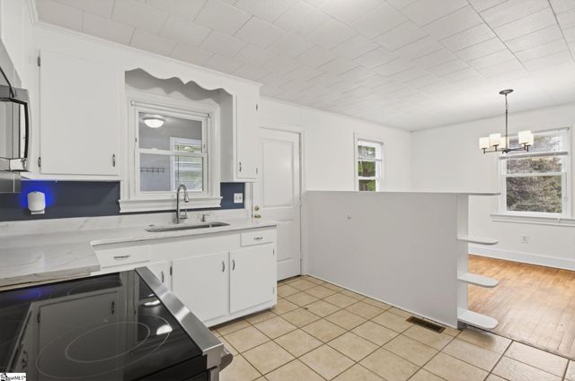 709 Gulliver Street, Fountain Inn, SC 29644