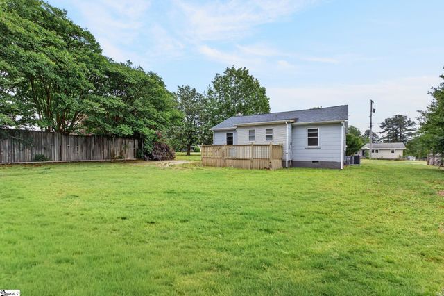 709 Gulliver Street, Fountain Inn, SC 29644