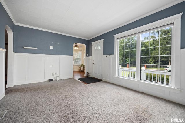 107 LAWNDALE Avenue, Bartonville, IL 61607