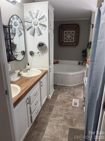 26434 Wayne Drive, Albemarle, NC 28001