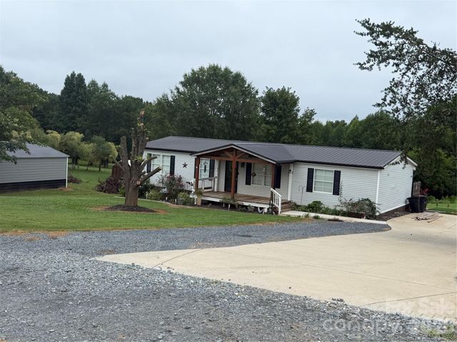 26434 Wayne Drive, Albemarle, NC 28001