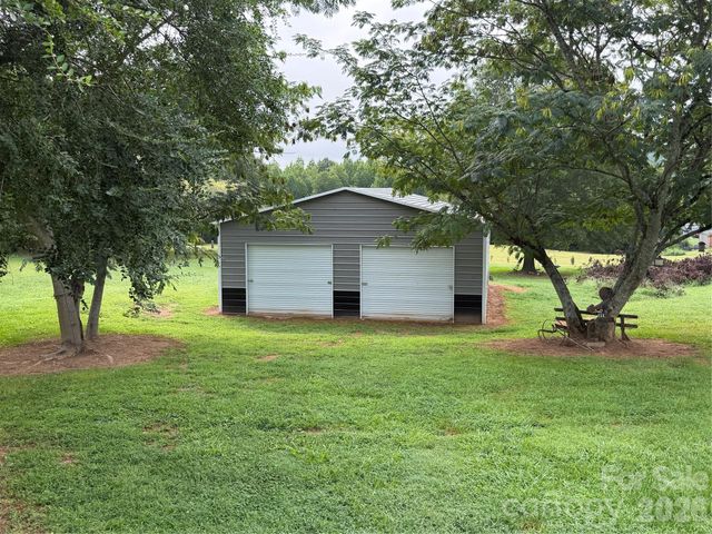 26434 Wayne Drive, Albemarle, NC 28001