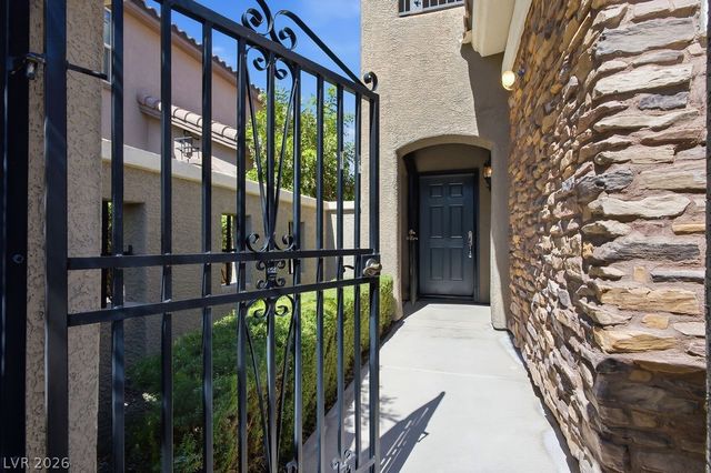 7070 Positano Hill Avenue, Las Vegas, NV 89178