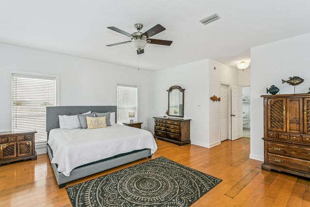 1464 Sonata Court, Navarre, FL 32566