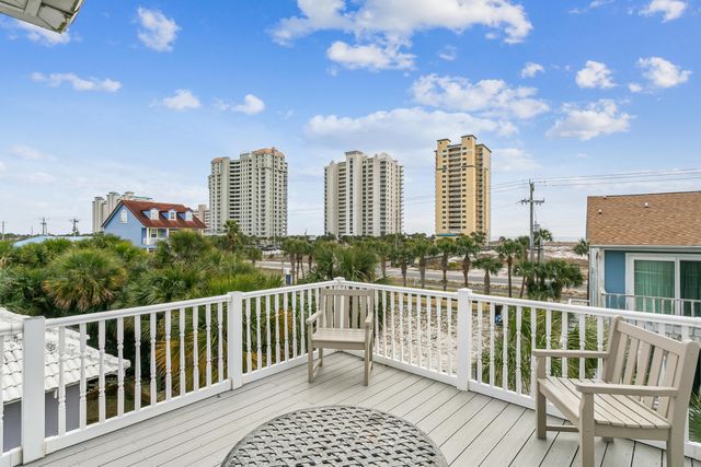 1464 Sonata Court, Navarre, FL 32566