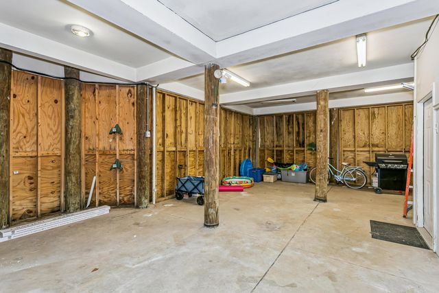 1464 Sonata Court, Navarre, FL 32566