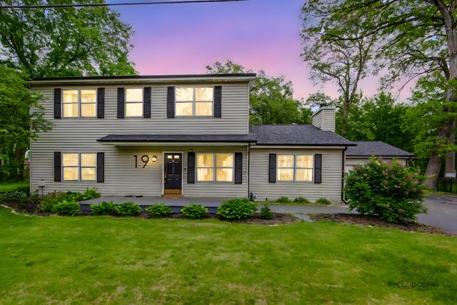 19 Eastwood Avenue, Port Barrington, IL 60010
