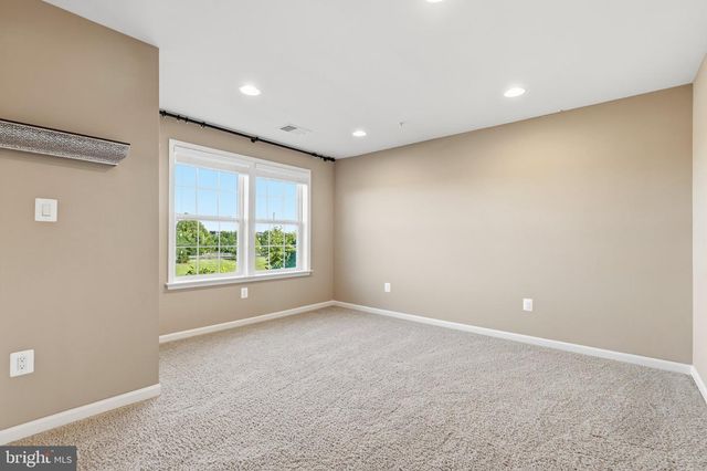 731 HOLDEN RD, Frederick, MD 21701
