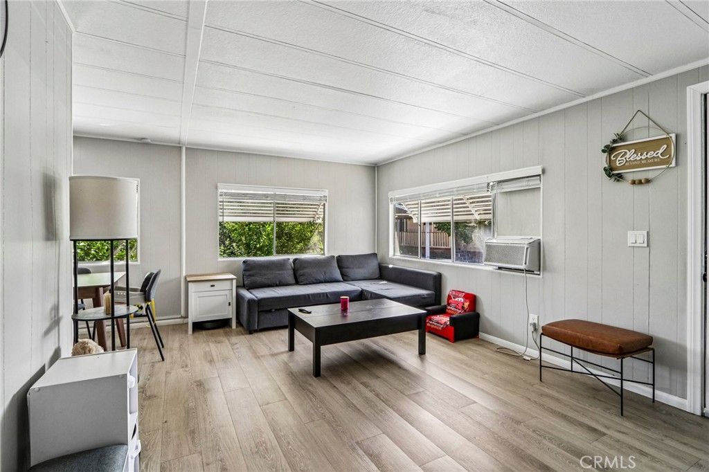 6545 Wilbur Avenue 86, Reseda, CA 91335 — photo 2