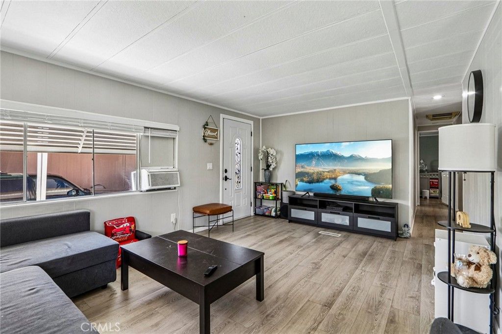6545 Wilbur Avenue 86, Reseda, CA 91335 — photo 4