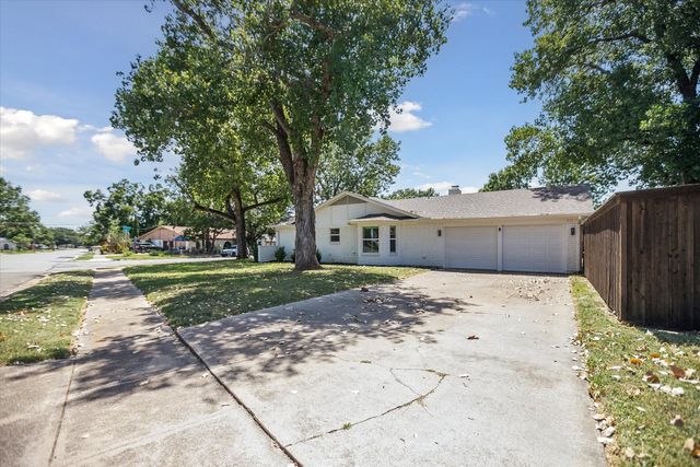 7549 Terry Drive, North Richland Hills, TX 76180