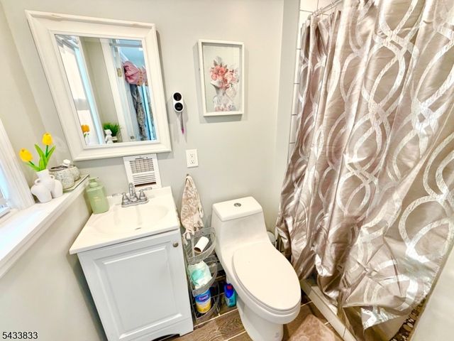 344 Nottingham Way, Union Twp., NJ 07083
