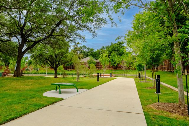 4150 Towne Green Circle, Addison, TX 75001