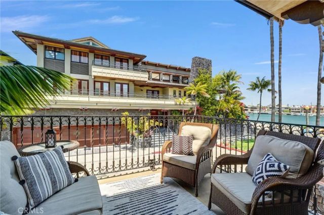 42 56th PL, Long Beach, CA 90803