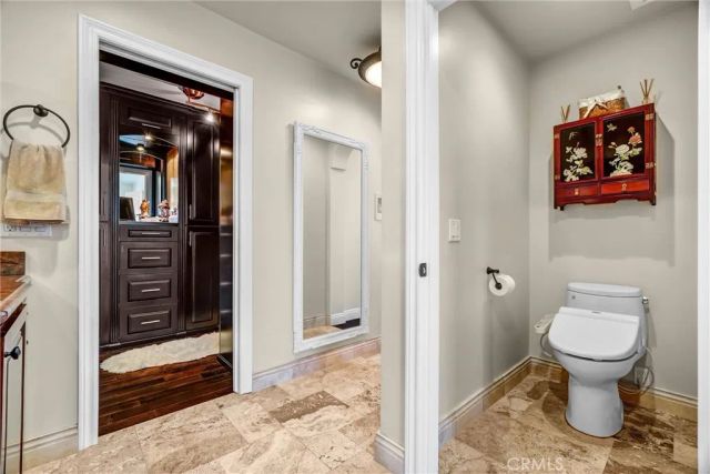 42 56th PL, Long Beach, CA 90803