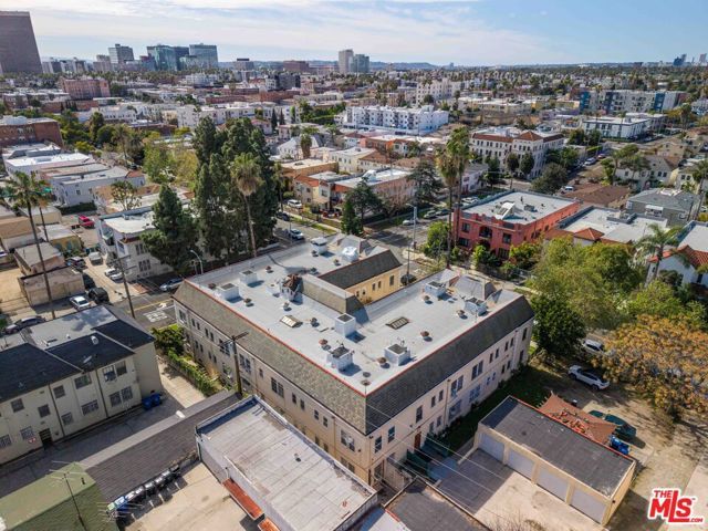100 N Kenmore Avenue, Los Angeles, CA 90004