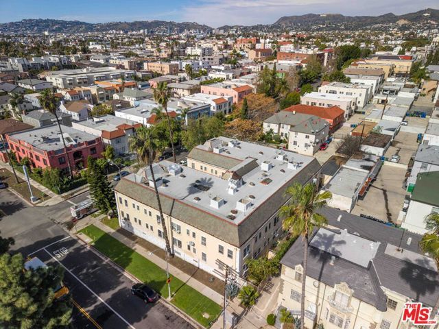 100 N Kenmore Avenue, Los Angeles, CA 90004