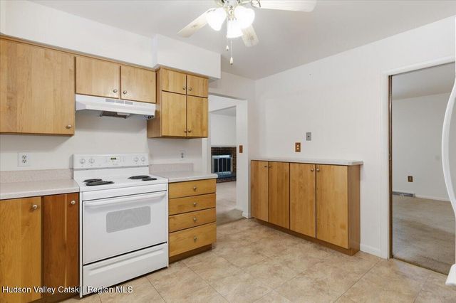 8 Louise Drive, Latham, NY 12110