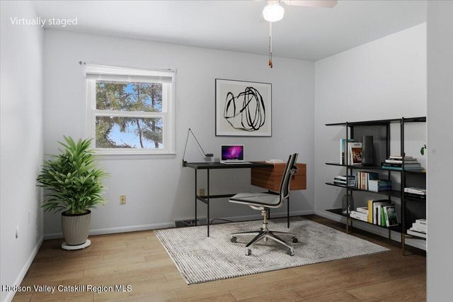 8 Louise Drive, Latham, NY 12110