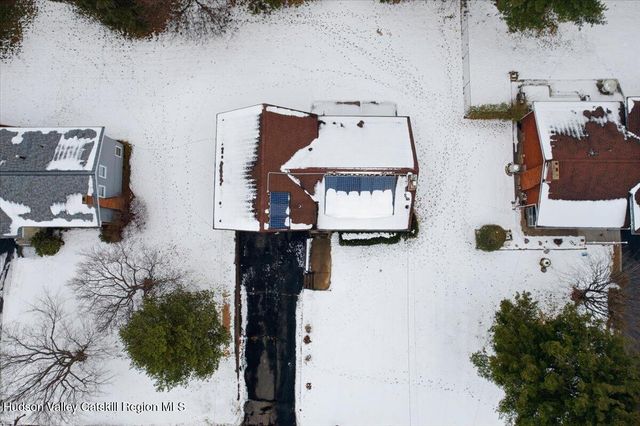 8 Louise Drive, Latham, NY 12110