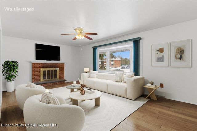 8 Louise Drive, Latham, NY 12110