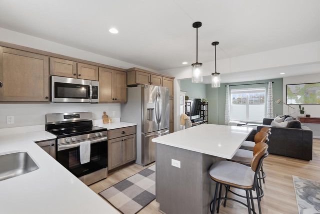 5526 Maddy Pass, Madison, WI 53718