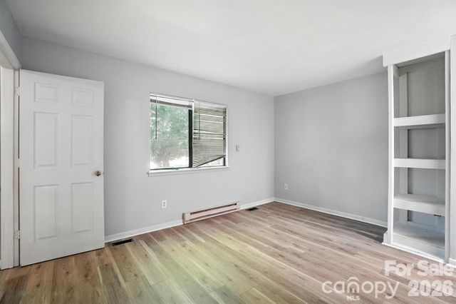 11231 E W T HARRIS Boulevard, Charlotte, NC 28212