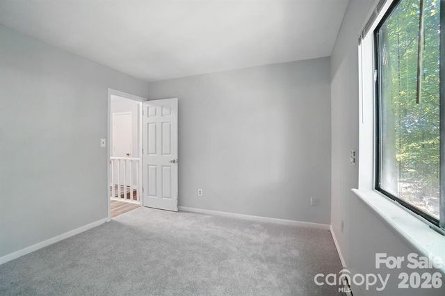 11231 E W T HARRIS Boulevard, Charlotte, NC 28212
