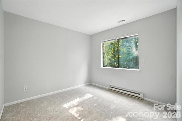 11231 E W T HARRIS Boulevard, Charlotte, NC 28212