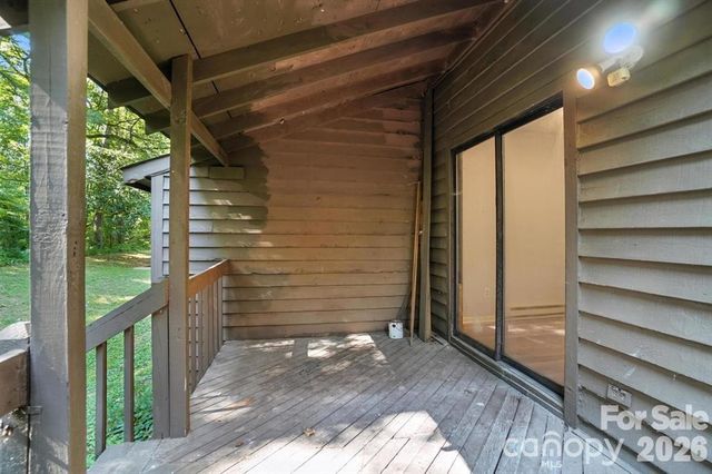 11231 E W T HARRIS Boulevard, Charlotte, NC 28212