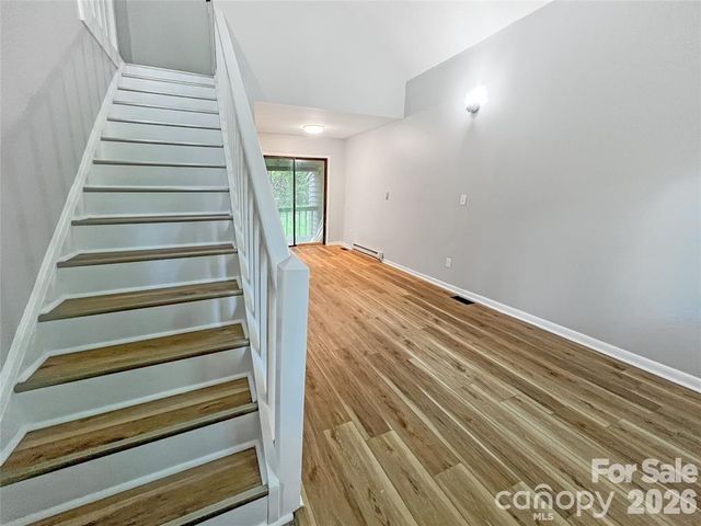 11231 E W T HARRIS Boulevard, Charlotte, NC 28212