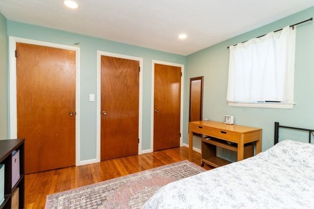 96 Crestwood Ln, Marlborough, MA 01752