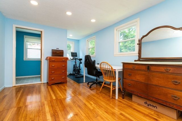 96 Crestwood Ln, Marlborough, MA 01752