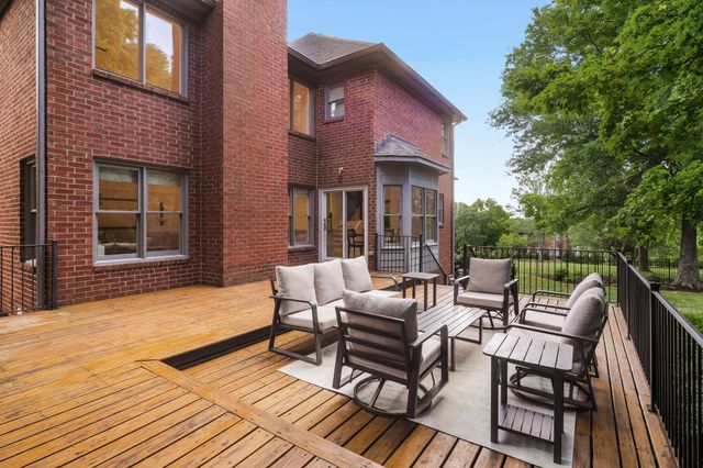 9457 Foothills Dr, Brentwood, TN 37027