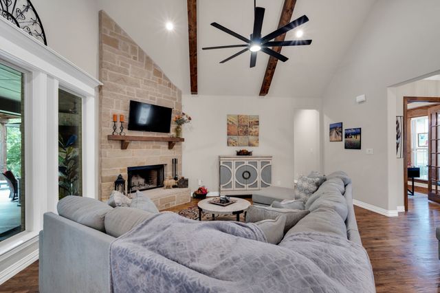 1310 Rustic Ridge, Midlothian, TX 76065